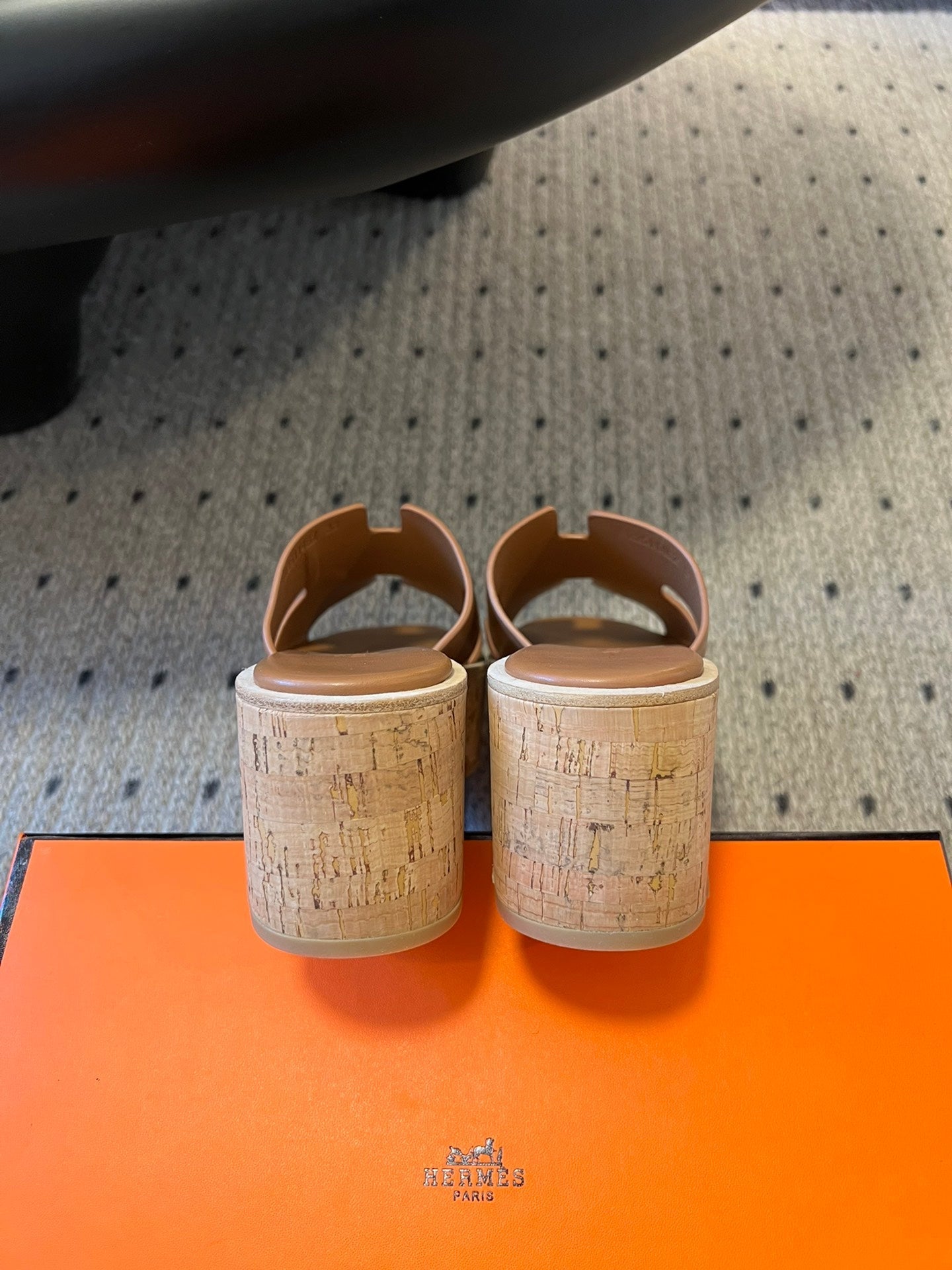 HERMES EZE SANDAL 85 MM IN BRONZE BROWN CALFSKIN