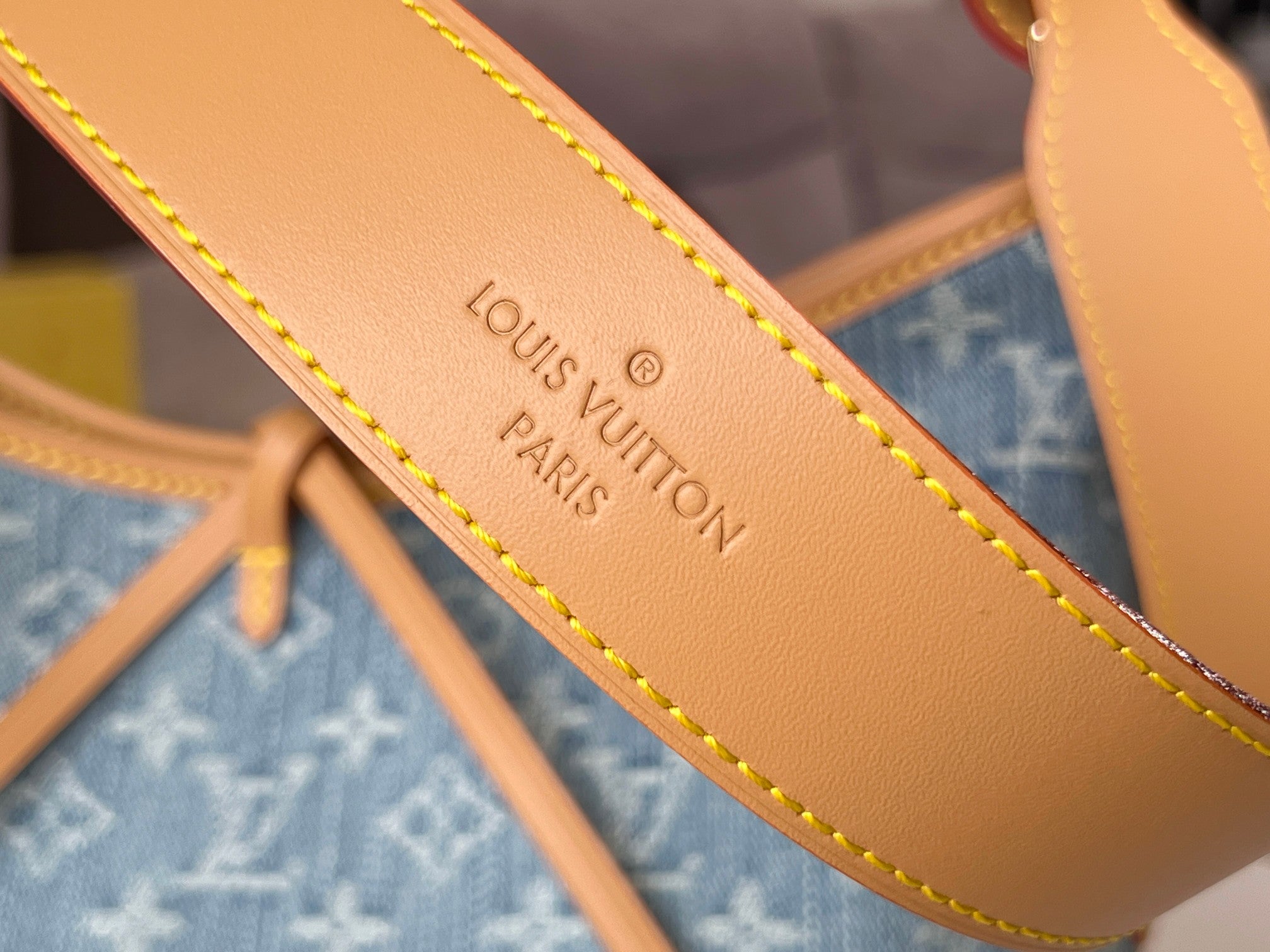 LOUIS VUITTON LV 25S CARRYALL 29 IN LIGHT BLUE DENIM MONOGRAM LEATHER TRIM