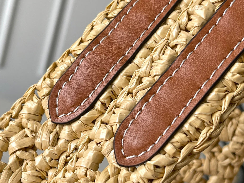 LOUIS VUITTON ONTHEGO MM 37 IN BEIGE WOVEN RAFFIA WITH LEATHER DETAILING