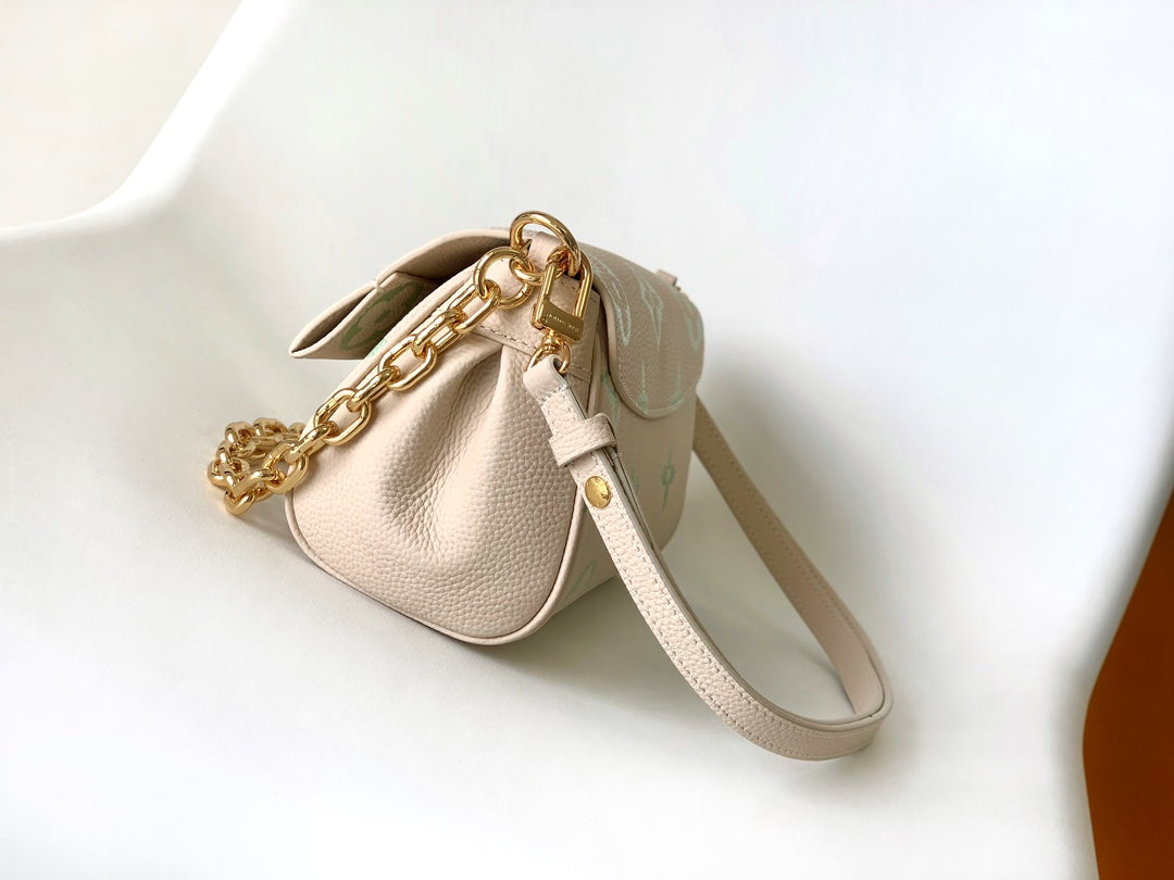 LOUIS VUITTON FAVORITE BAG 24 IN BEIGE MIX GREEN MONOGRAM SOFT GRAINED COWHIDE