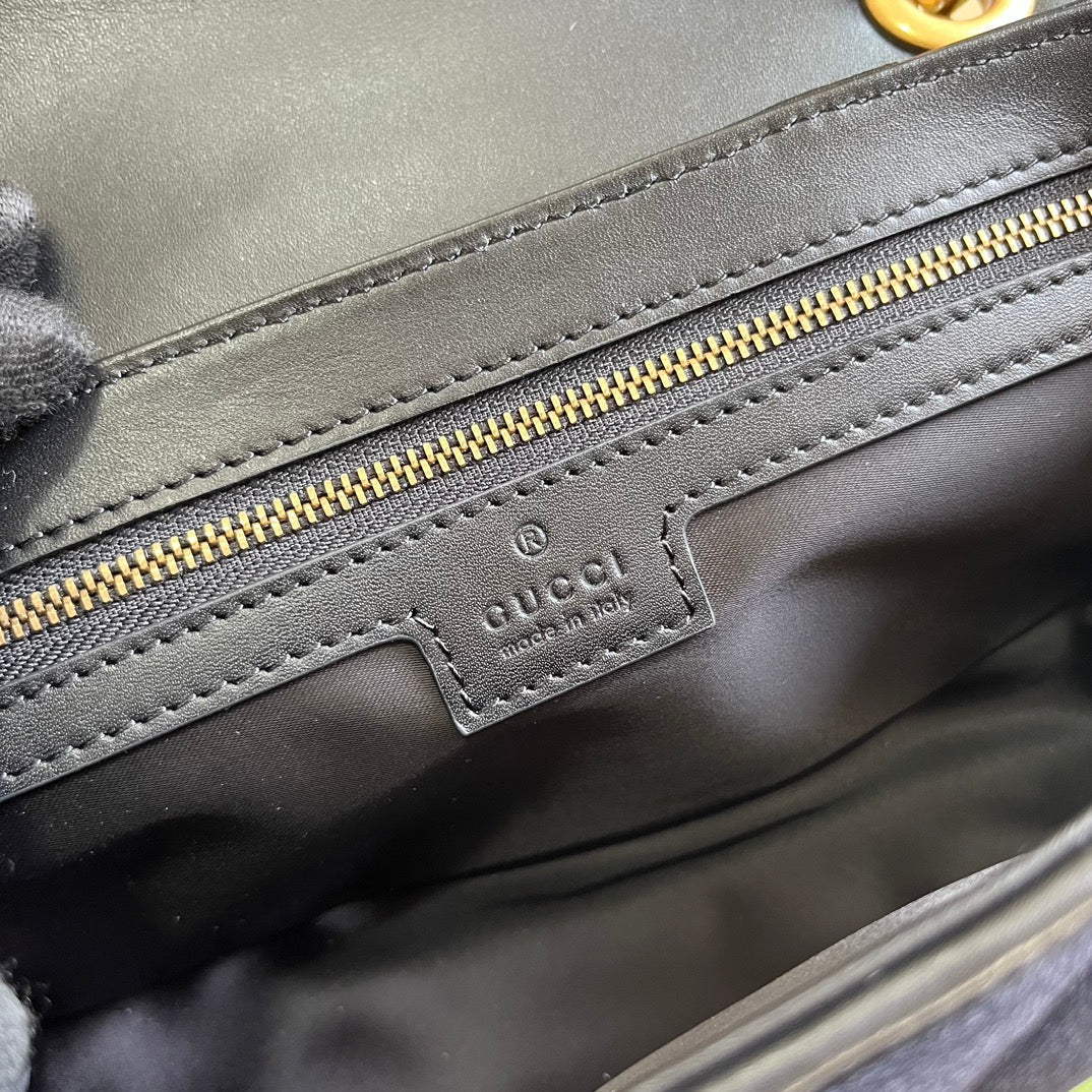 GUCCI MARMONT MEDIUM 26 BAG IN BLACK VELVET